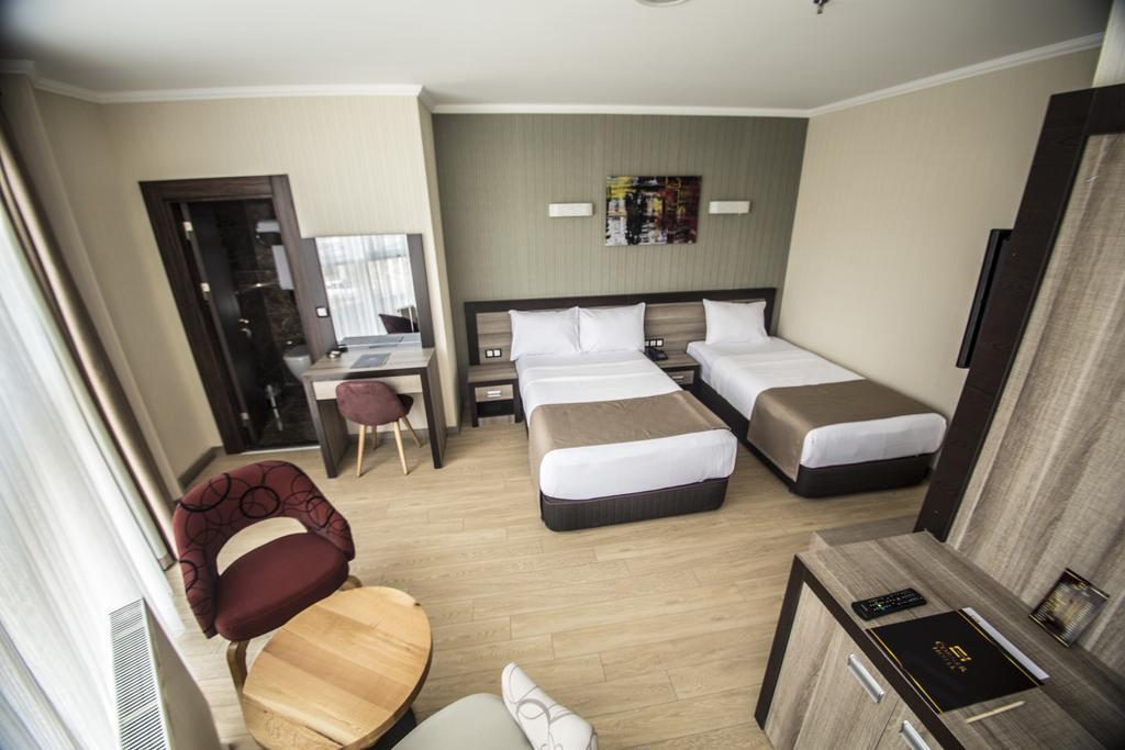 The Corner Hotel Sincan Buitenkant foto